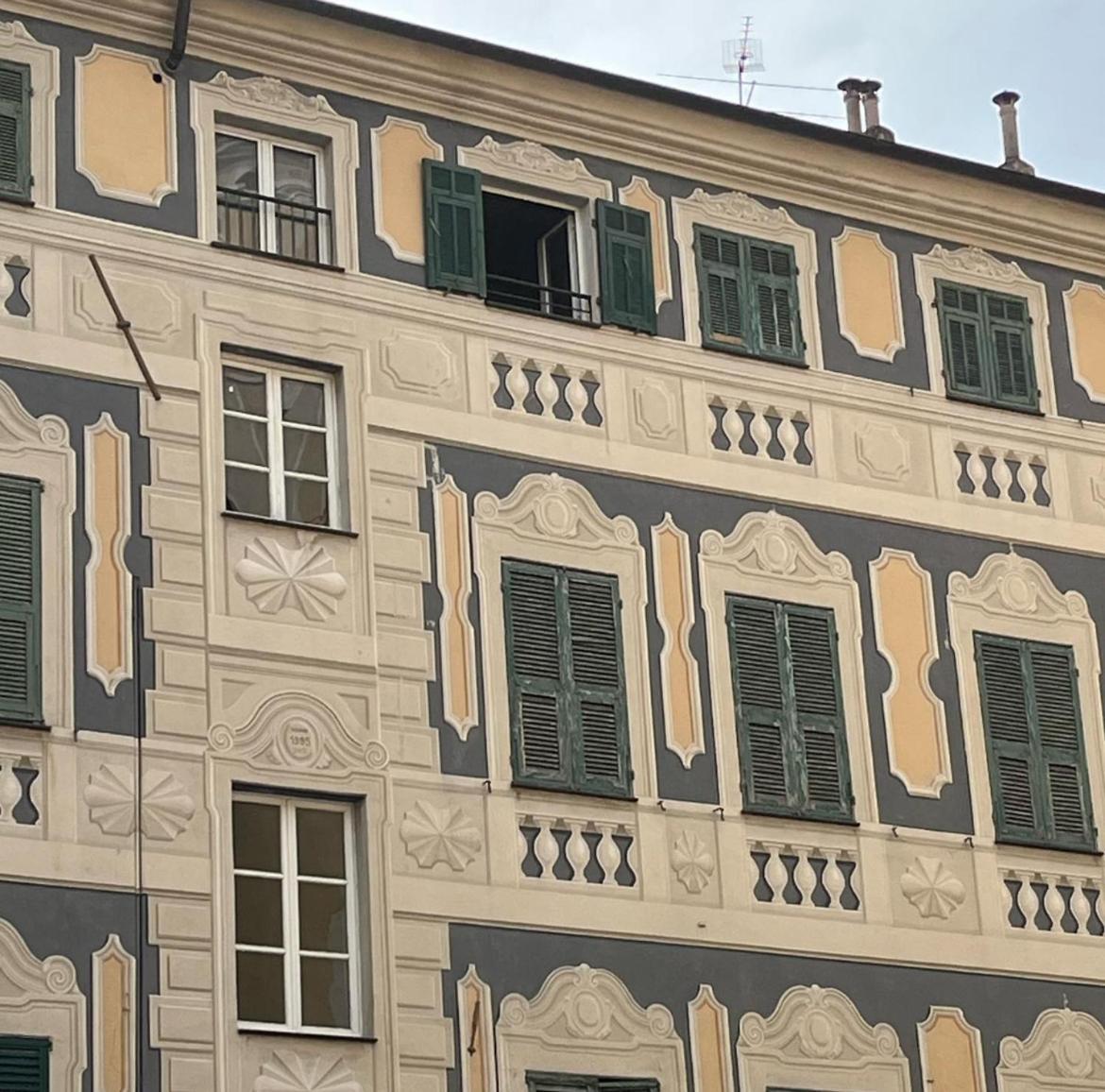 Casa Rosa Lucia Centrale Con Parcheggio Sanremo Dış mekan fotoğraf